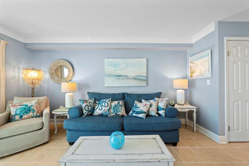 Seacrest 406 by Youngs Suncoast